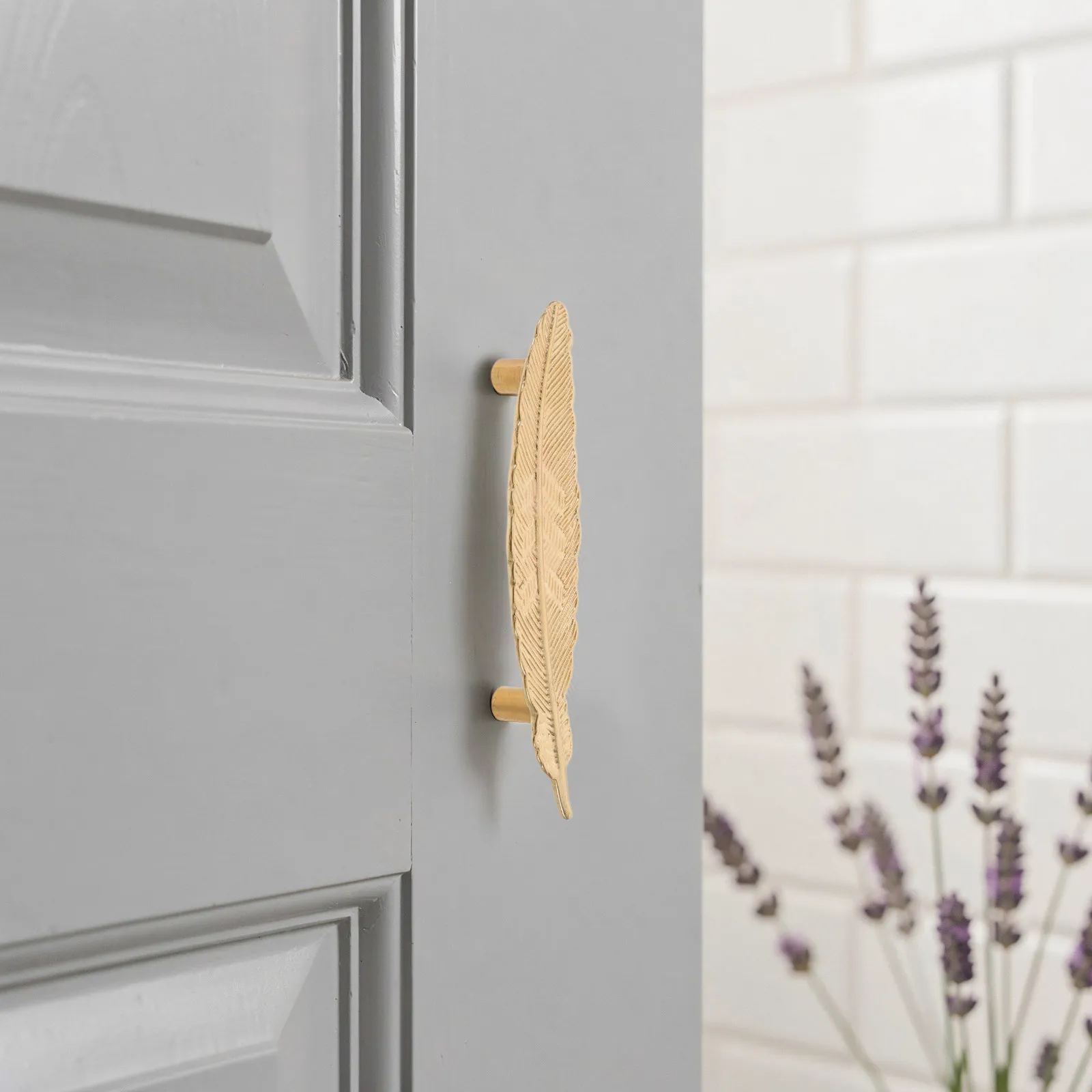 Brass Cabinet Handle Leaf Shaped Antique Dresser Pull Copper Cupboard Door Pull Handle Decorative Furniture Pull Alternative