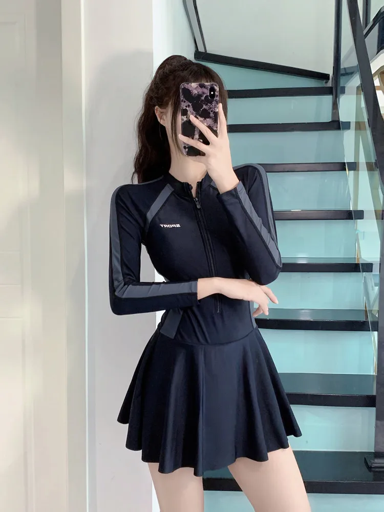 Women One Piece Swimsuit Dress 2026 New Long-Sleeved New Conceals Belly Slim Conservative Sports Women's Clothing