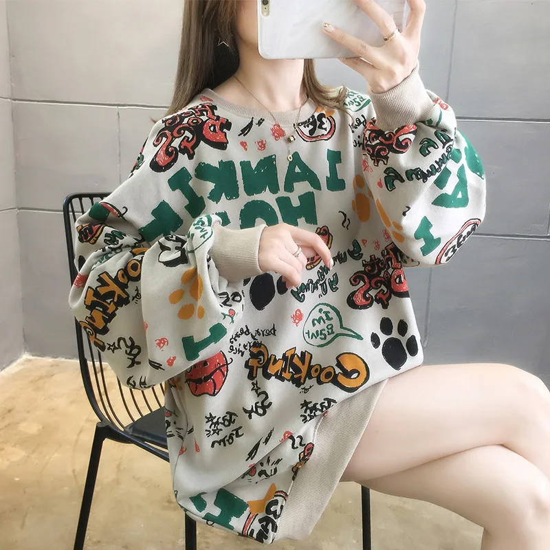 

2024 Spring New Graffiti Letter Cartoon Pattern Casual Sweatshirt Female Large Size Round Neck Long Sleeve Loose Top Women