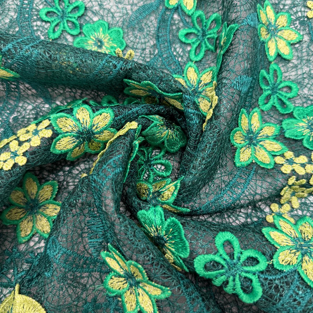 Newest 3D Floral Guipure Lace 3D Flower Embroidered Water Soluble Lace Fabric For African High Quality Nigerian Women Dress