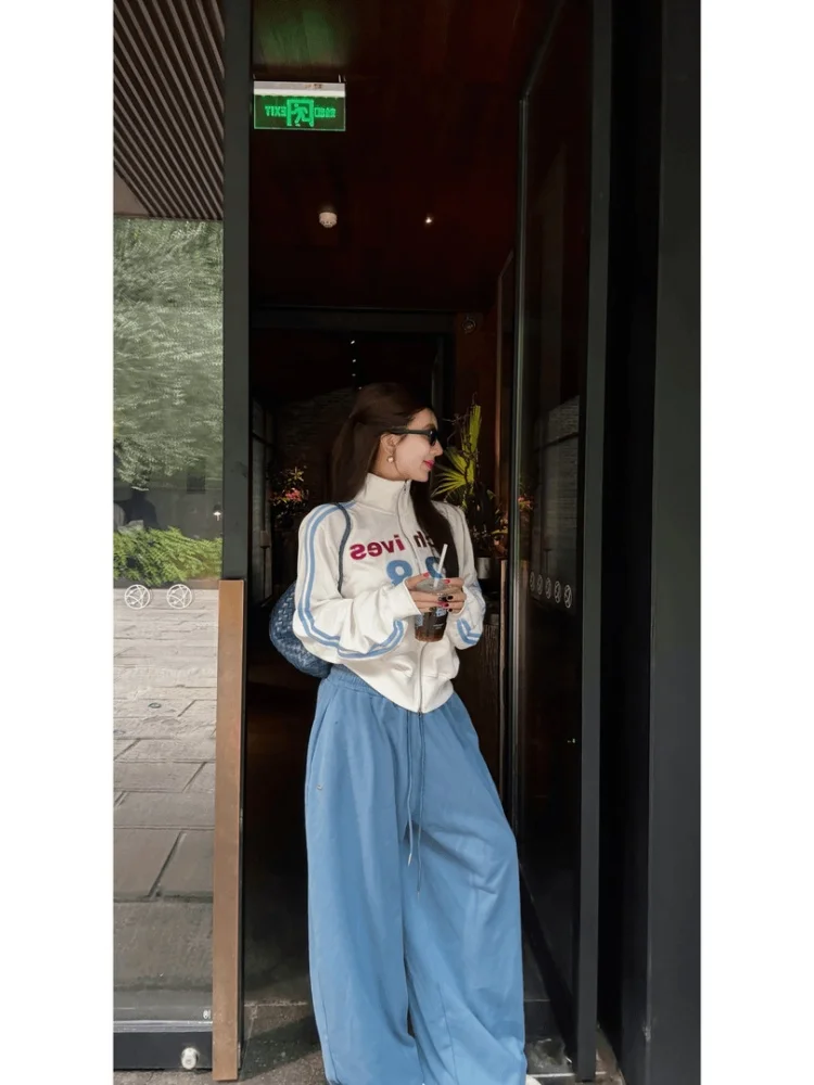 

Женский повседневный модный комплект: свитшот с принтом и воротником-стойкой, широкие брюки, костюм-двойка, весенняя новинка, высокая талия