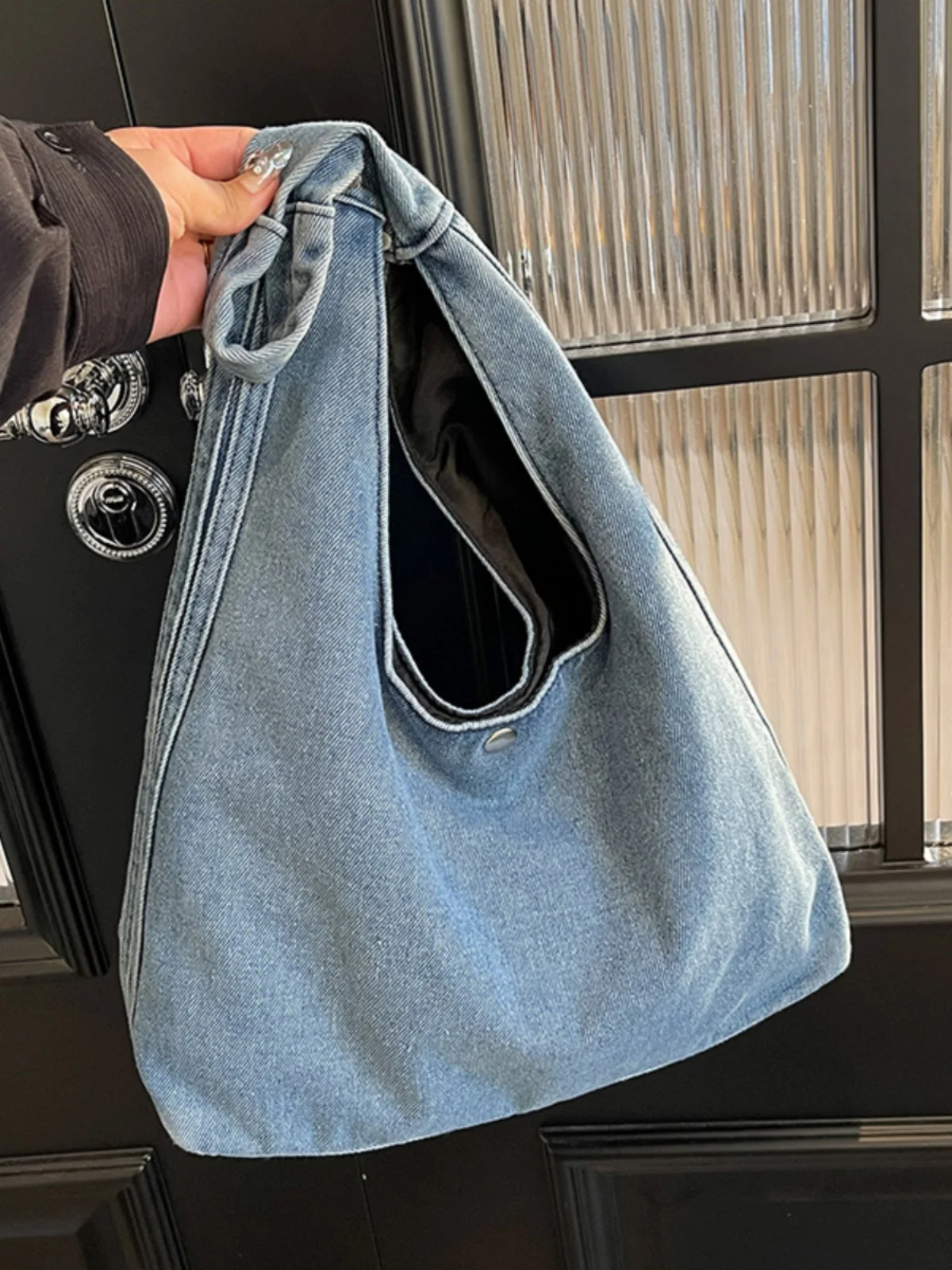 

Casual Large Capaci Canvas Tote Bag Commuter oulder Bag Artistic Vintage Denim Bag Korean Sle Single Strap Zipper Closure