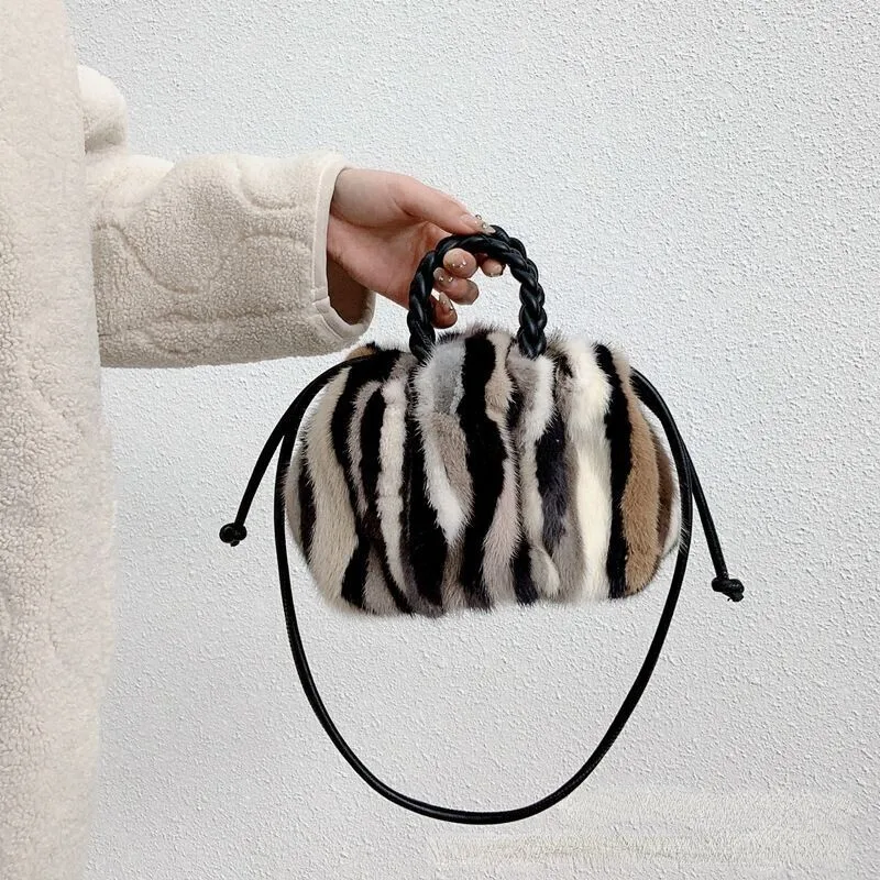 Real Mink Fur Bag Natural Fur Cloud Bag Winter Thick Fur Bag Single Shoulder Bag For Women Fluffy Evening Bag Fashion Ladies Bag