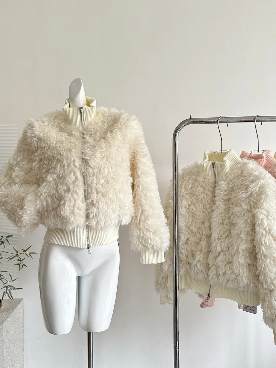 

Sli ort Women's Knitted Lamb Fur Jaet Loose Fit Winter Thiened Outerwear Commute Sle Long Sve Zipper Closure