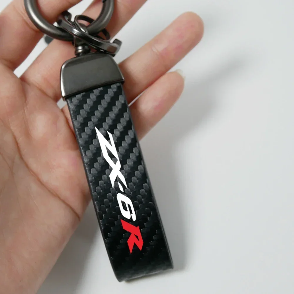 New Motorcycle key chain Ring Carbon Fiber Metal Keychain Horseshoe Buckle for KAWASAKI ZX6R ZX-6R 2000-2020 Motorcycle Keychain