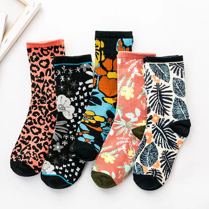 

Fashion Flowers Patterned Cotton Women Spring Socks Female Original Leopard Print Casual Couples Sock Retro Soft Sox 5 Pairs