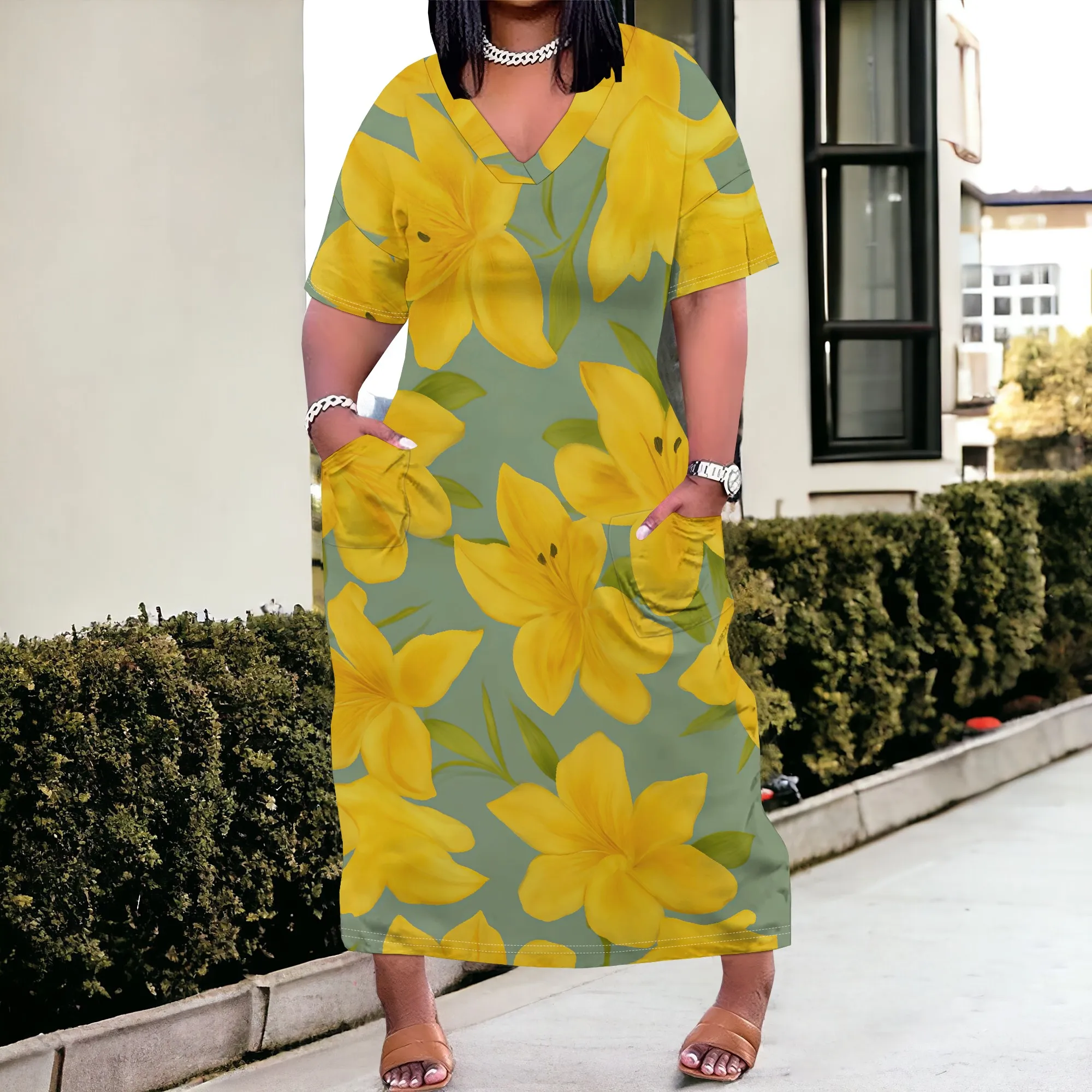 

Plus Size Women's Loose Fit V-Neck Maxi Dress with Pockets, Yellow Floral Print Oversized Summer Casual Dress, XL-6XL
