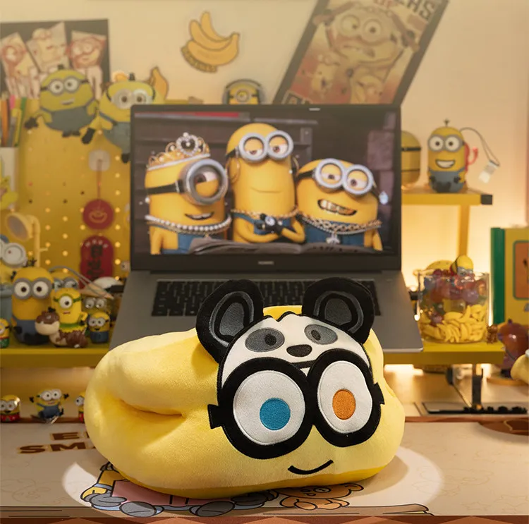 

Universal Studios Minions Panda Series Neck Pillow Cute Cartoon Nap Pillow Travel Support Pillow Office Nap Soft Plush U-shaped