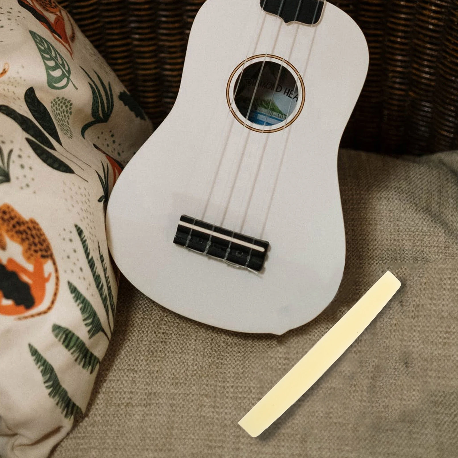 

2 Sets Guitar Pillow Bridge Saddle Folk Sound Acoustic Bone Nut and Beef Parts for