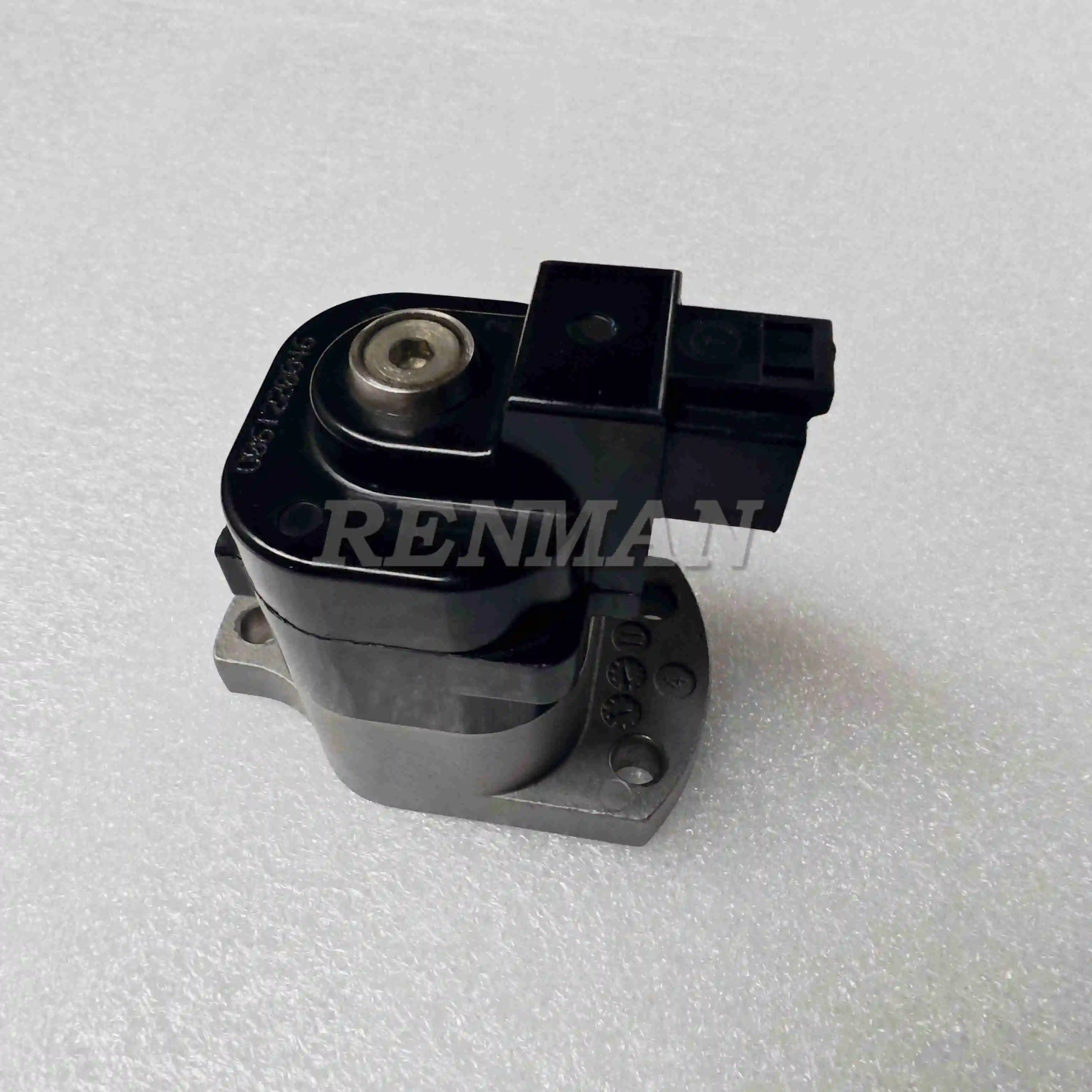 

X15 ISX15 QSX15 Cummins Engine Parts Fuel Pump Actuator Kit 4089981 4089980 5693748 5693747