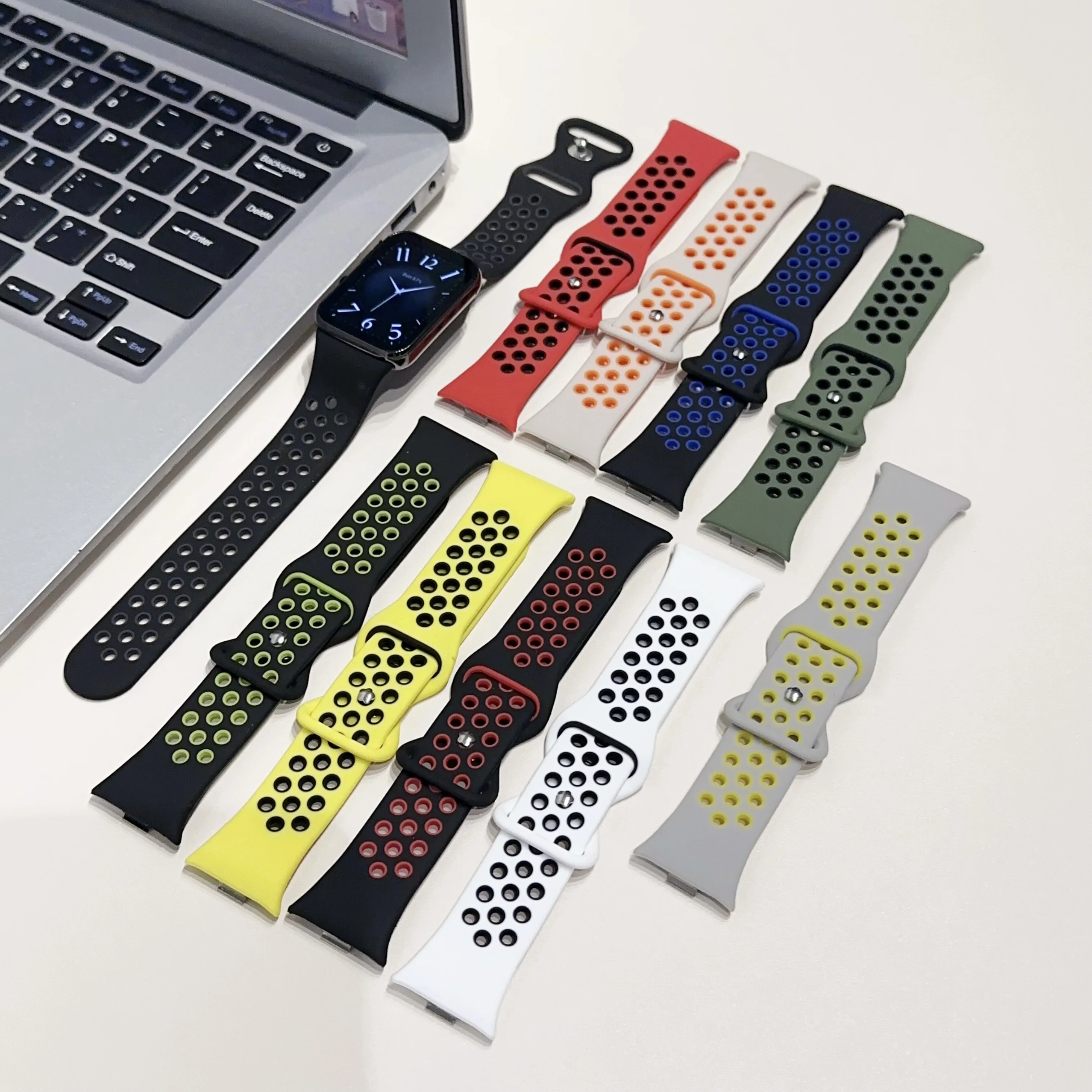 Two-tone silicone strap For xiaomi band8 pro Redmi watch4 strap Redmi Watch 4 Silicone strap Soft reverse buckle strap