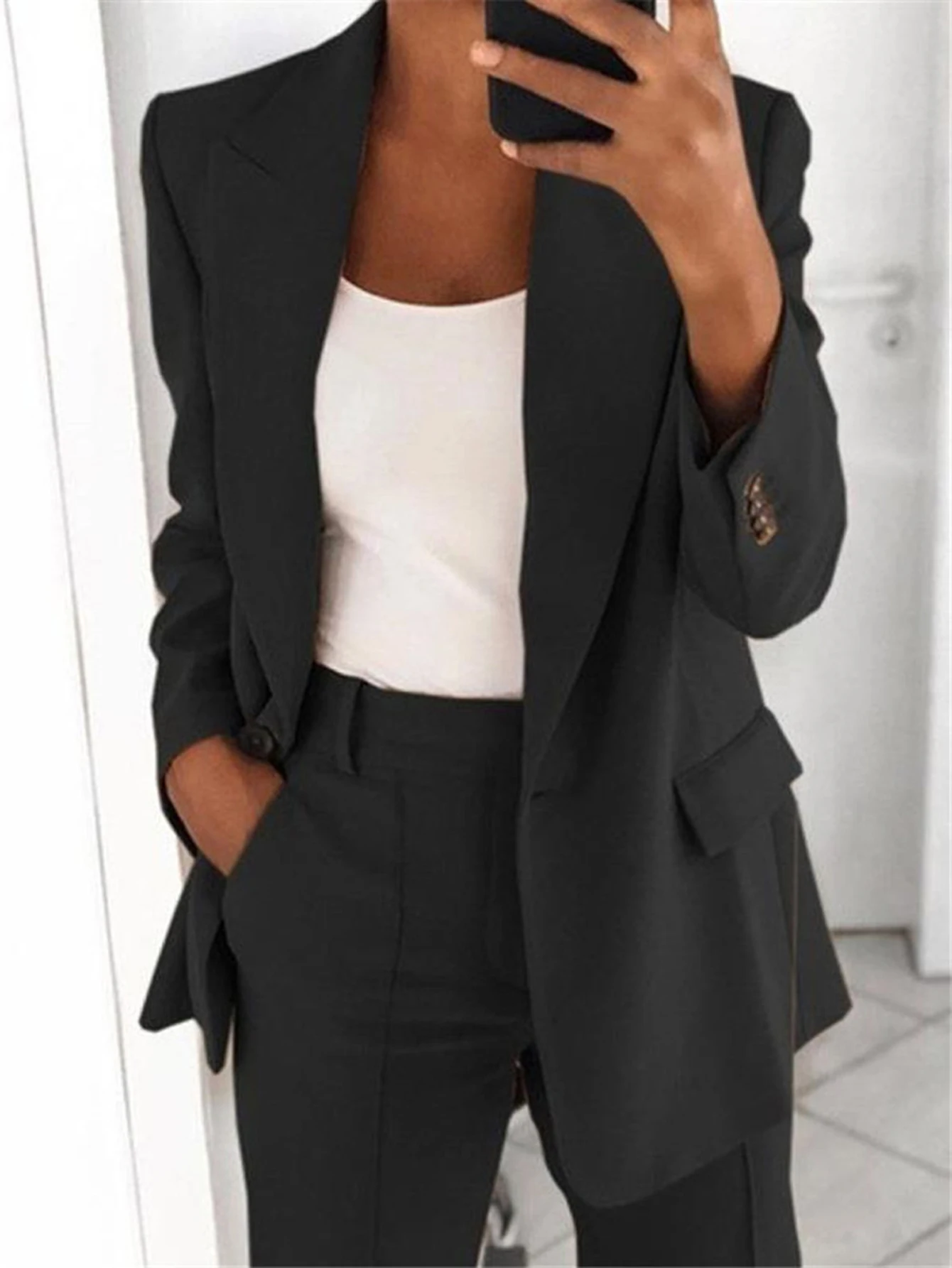 

Women's Elegant Solid Color Blazer Autumn Long Sleeve Lapel Single Button Office Lady Style Decent Fashion Top