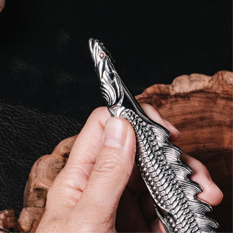 Outdoor Portable EDC Creative Stainless Steel Dinosaur Fish Paper Cutting Tool