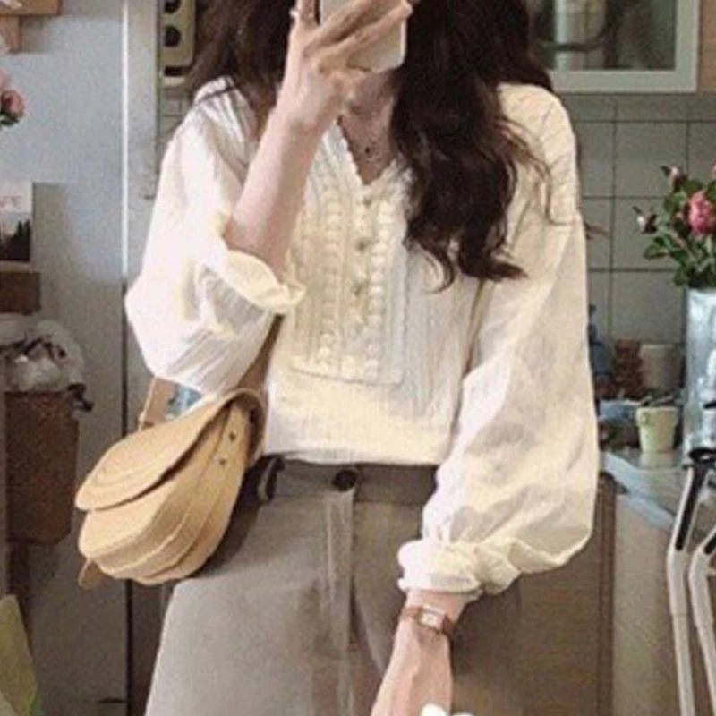 Women\'s Spring Autumn Fashion Lace Patchwork Blouse Vintage White V Neck Long Sleeve Shirt Casual Loose Chic Tops Female Blusas