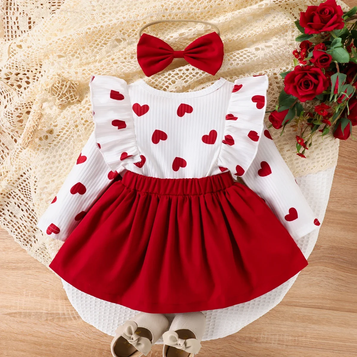 PatPat 2pcs Baby Girl Heart-shaped Dress Set Soft and Comfortable  Perfect for Outings and Daily Wear Basic Style