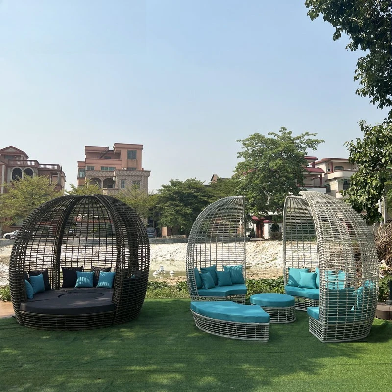 

Outdoor scenic B & B garden creative design rattan bird's nest outdoor beach waterproof sunscreen woven bed combination