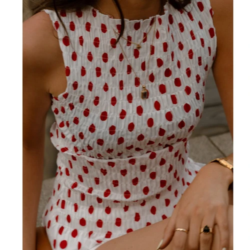 Camisetas sin mangas con estampado de lunares para mujer y2k, camisetas sin mangas con dobladillo fruncido y volantes, camisetas ajustadas con cuello barco, ropa de calle