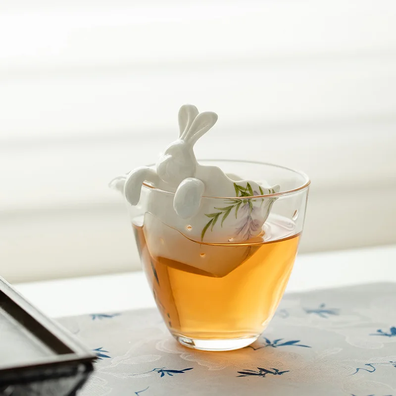 

Hand painted wisteria flower bunny filter cup tea leak tea filter separation filter