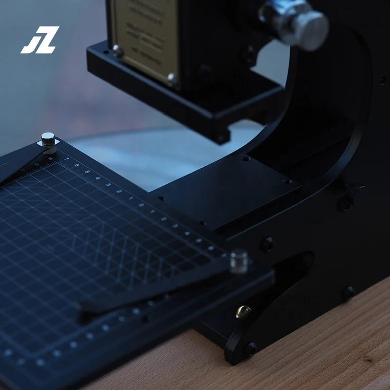 Multifunctionele stempelmachine Aangepaste lederen logo reliëf handmatige bronzingmachine Lasergeleider Foliedrukmachine