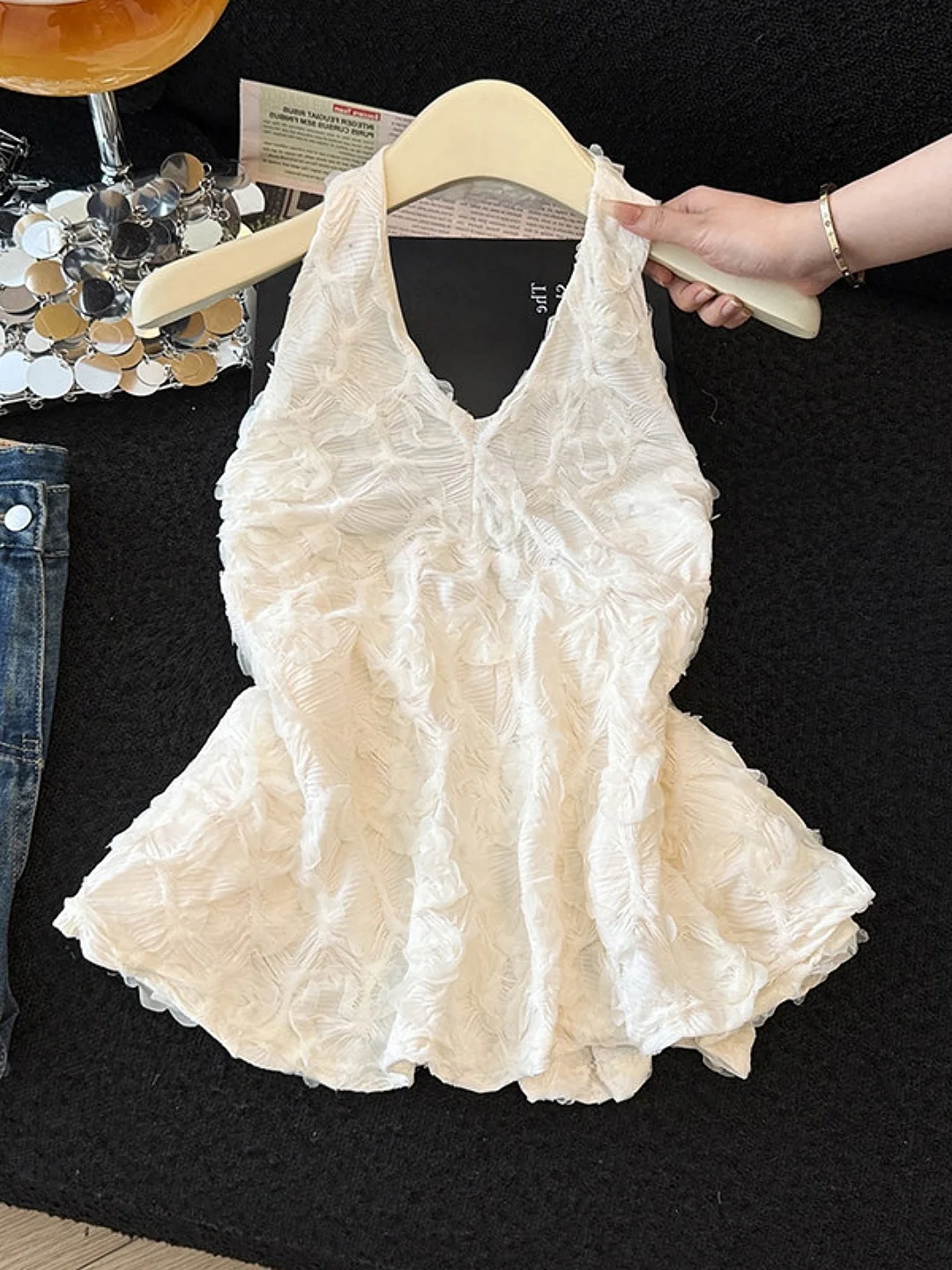 

Summer New Sexy Lace Halter Neck Vest Women's Slimming Top Embroidered 3D Flowers Casual Style Polyester Fiber V-neck
