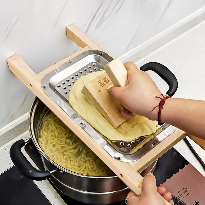 Wooden Manual Pasta Maker Board Pinched Noodle Tool Spaetzle Scraper Kitchen Gadget for Home Dumpling Dough Making