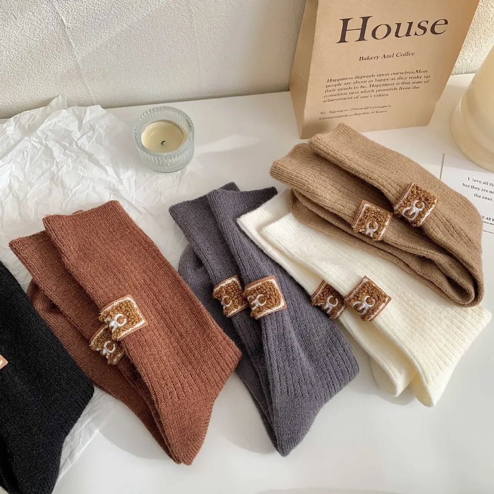 New Middle Tube Mid-Tube Socks Keep Warm Solid Color Snow Boot Socks Knitted Heel Furry Label Women Socks Winter