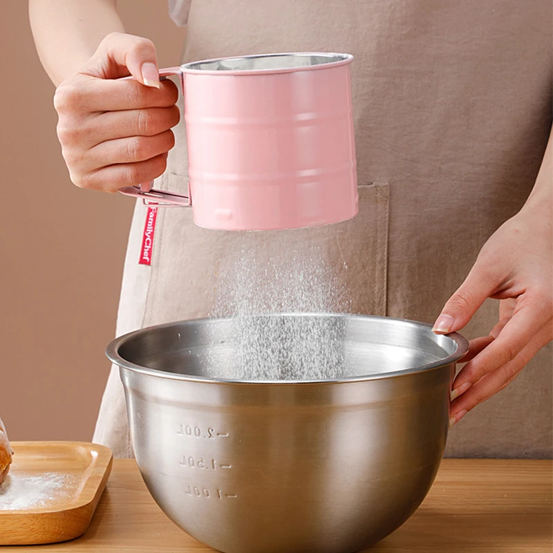 Stainless Steel Fine Mesh Powder Flour Sifter Sieve Strainer Manual Cup Icing Sugar Filter for Rubbing Berries Kitchen Tools Gad