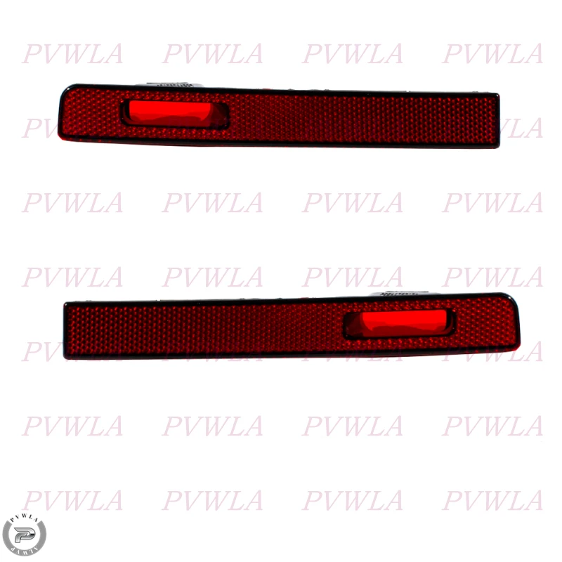 

Rear Bumper Reflector Light For Land Rover Defender 90/110 2020 2021 2022 2023 Brake Lamp LR130826 LR130824