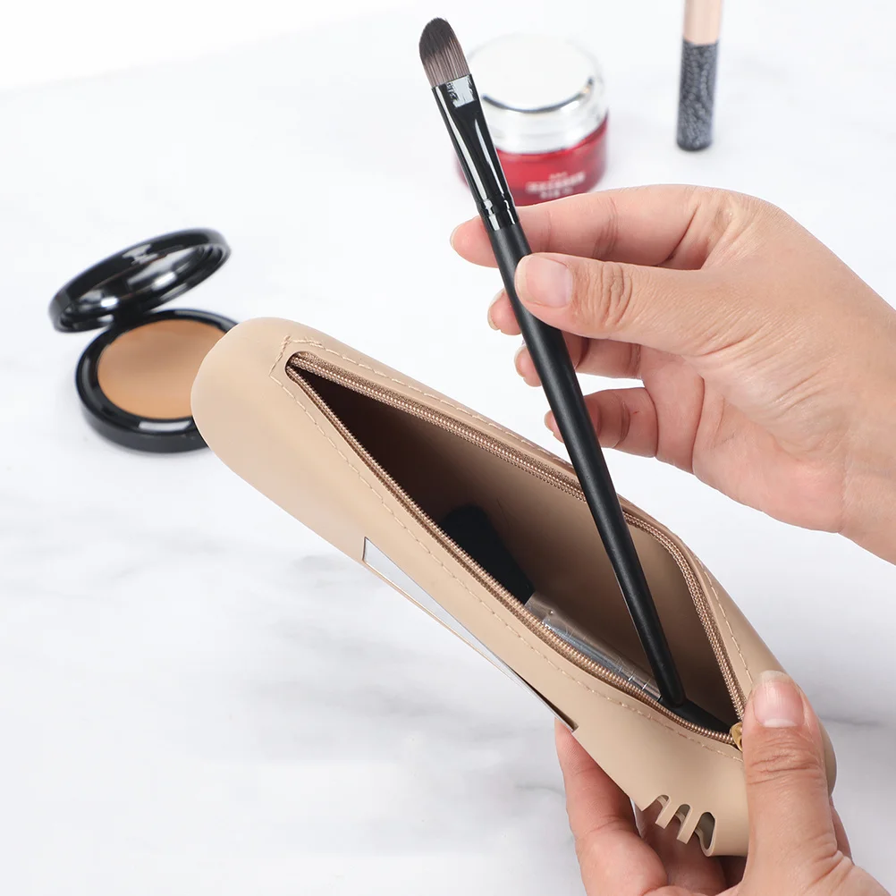 

Silicone Makeup Brush Holder Portable Travel Brush Case Small Lightweight Makeup Tool Storage Bag Travel Essentials