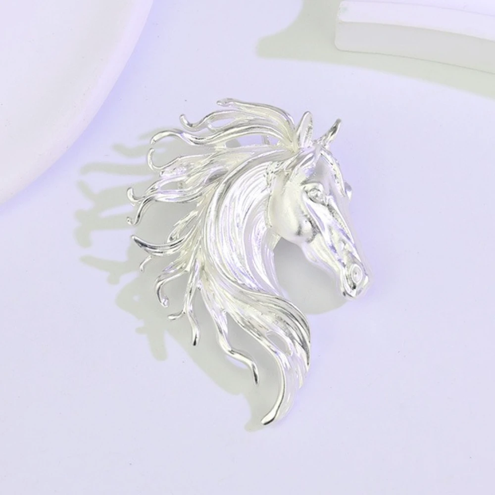 خمر الحصان رئيس بروش دبوس الحيوان دعوى قميص طوق دبابيس للنساء والرجال مجوهرات الأزياء شارة اكسسوارات الهدايا