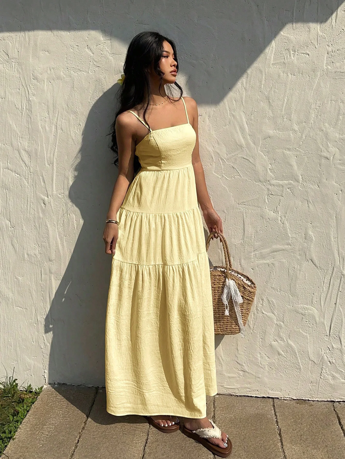 2025 verão cor sólida com tiras sem costas vestido feminino em camadas plissado vestido de verão sexy casual férias maxi vestido de festa de praia