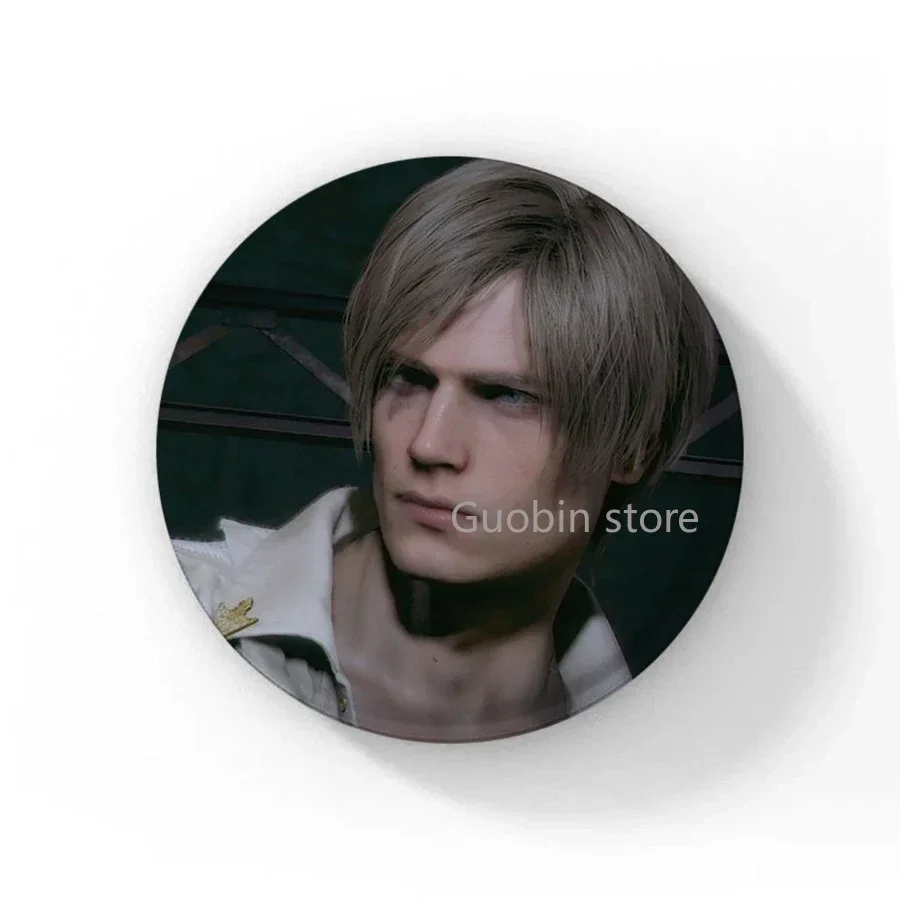 58mm Leon Kennedy Pink Bow Heart Cute Button Pin Evil Game Creative Leon Brooch Badge for Bag Accessories Friends Gift