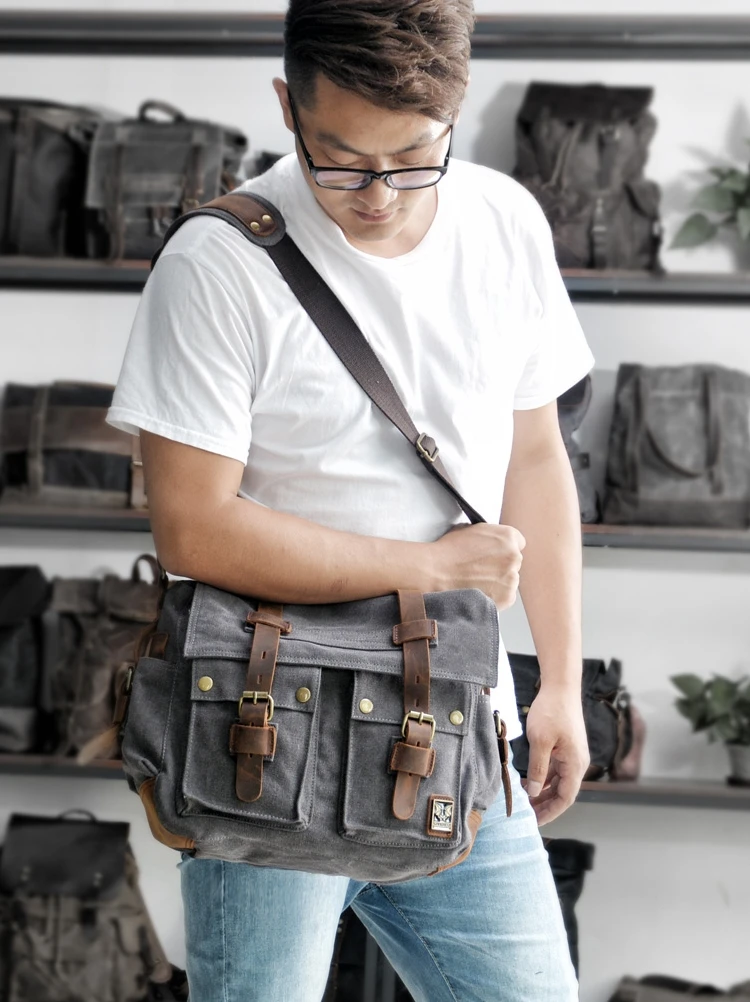 American Retro Waterproof Canvas Crossbody Bag Casual Single Shoulder Bag Men's Outdoor Simple Motorcycle Large Capacity Mess...