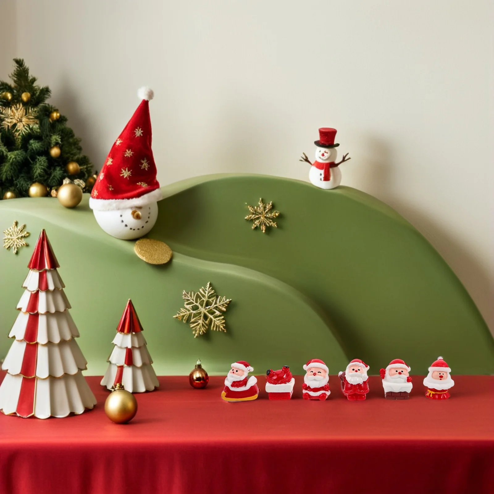 

12Pcs Resin Santa Claus Mini Christmas Decorations DIY Xmas Tabletop Holiday Resin Sculpture Figurines Mini Santa Claus Figurine