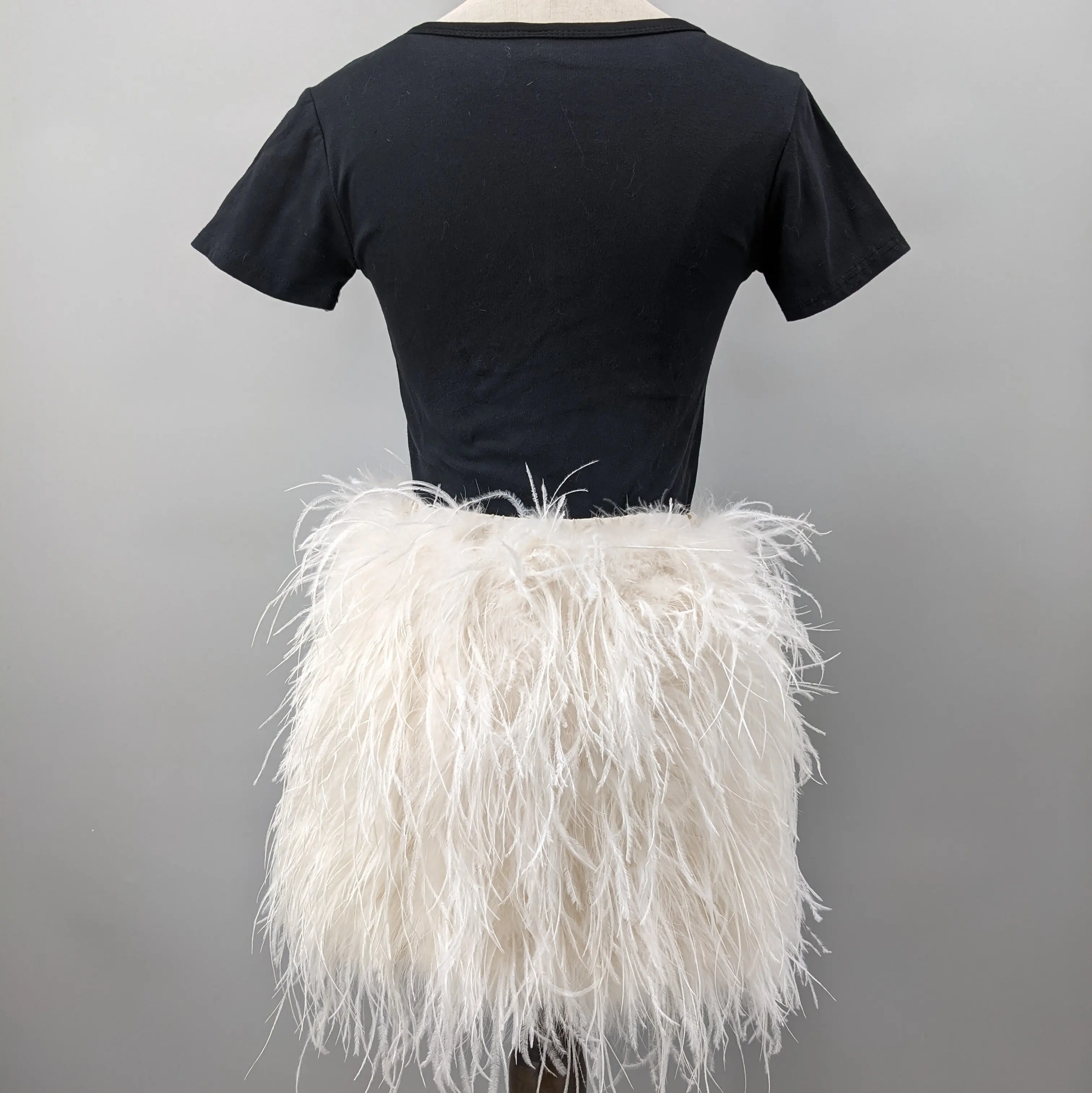 Women Beige Real Ostrich Feather Mini Skirt Elastic Waist Fluffy Short Skirt Y2K Club Festival Party Outfit 22A0602