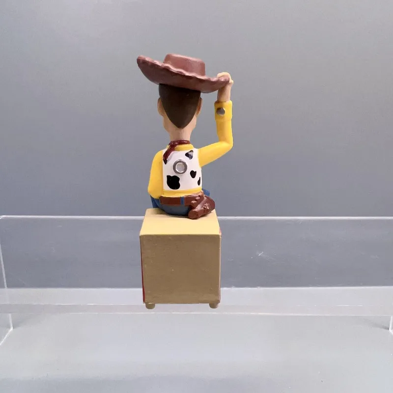 รูปปั้นวู้ดดี้จากดิสนีย์อย่างเป็นทางการ, ฟิกเกอร์ของสะสมจากเรื่องทอย สตอรี่, ของตกแต่งโต๊ะทำงานตัวละครจากแอนิเมชั่น, โมเดลฟิกเกอร์ตัวละครจากแอนิเมชั่น