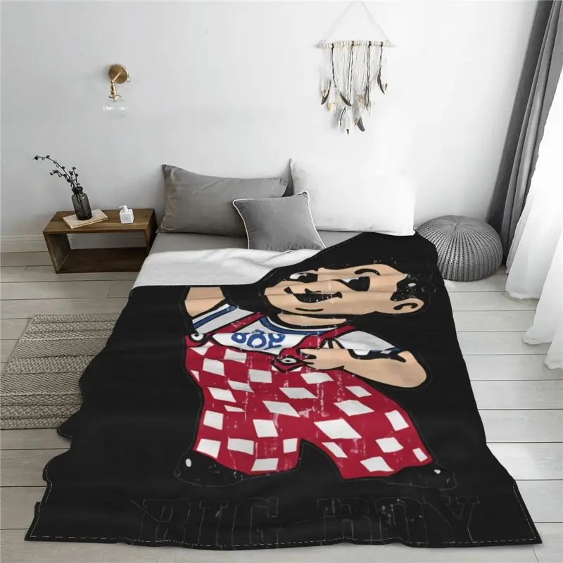 Bob'S Big Boy Holding Up A Adult Hamburger Joint Blanket Casual Bedroom Ultra-Soft Skin Friendly Home Decotation