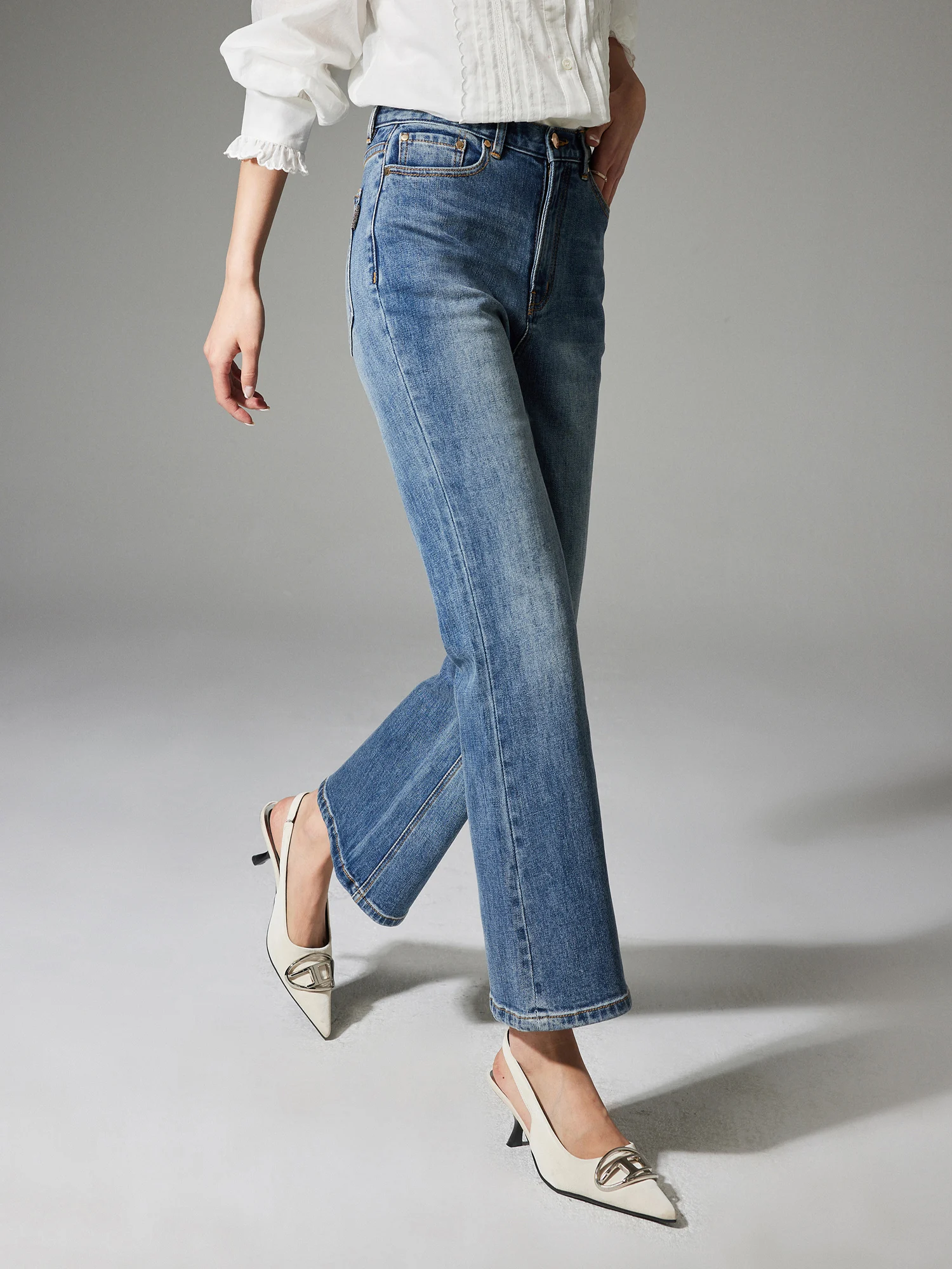 

LPBC JDJXBC Women's mid High Waist Versatile Two Color Flared Jeans Pearl Chain Spring Summer Autumn Fashion Ladies Jeans