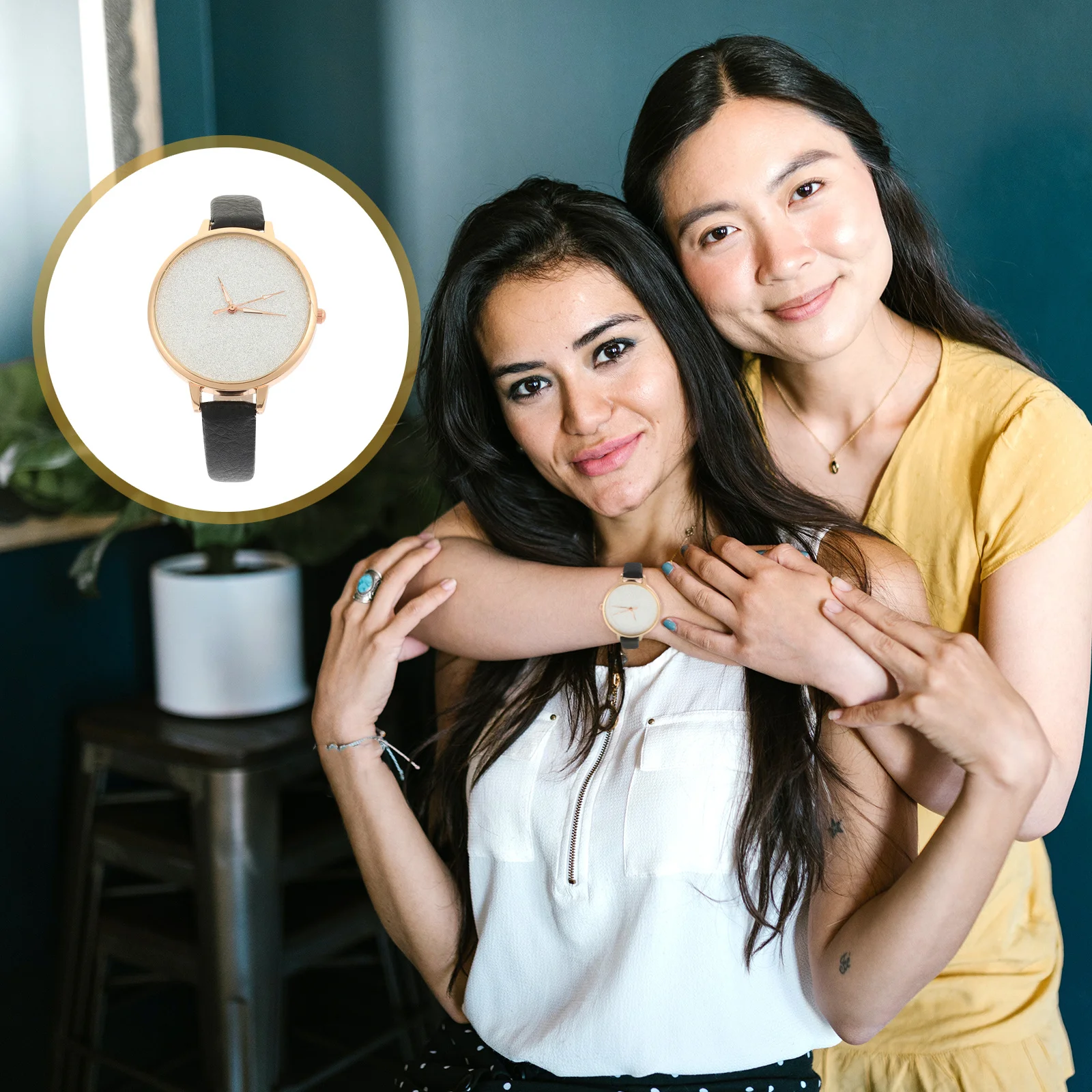 ساعة للسيدات بمينا لامع وحزام من البولي يوريثان، ساعة أنيقة لنساء الأعمال، هدية عيد الميلاد وعيد الميلاد، فكرة ساعة نسائية