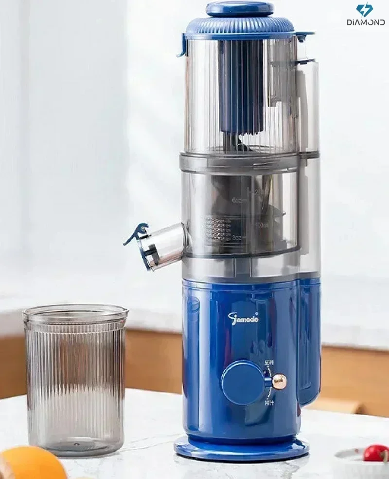 Electric Slow Juicer - Home cold press extractor. Slag juice separation. For orange, celery, and other fruits portable juicer