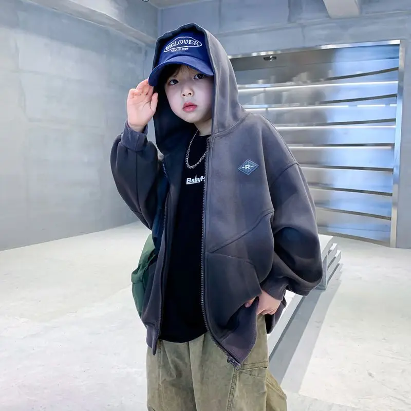 2025 New Autumn Boys Large Size Gradient Hooded Windbreaker Sporty Open-Front Hoodie with Waterproof Technology for Kids Outdoor