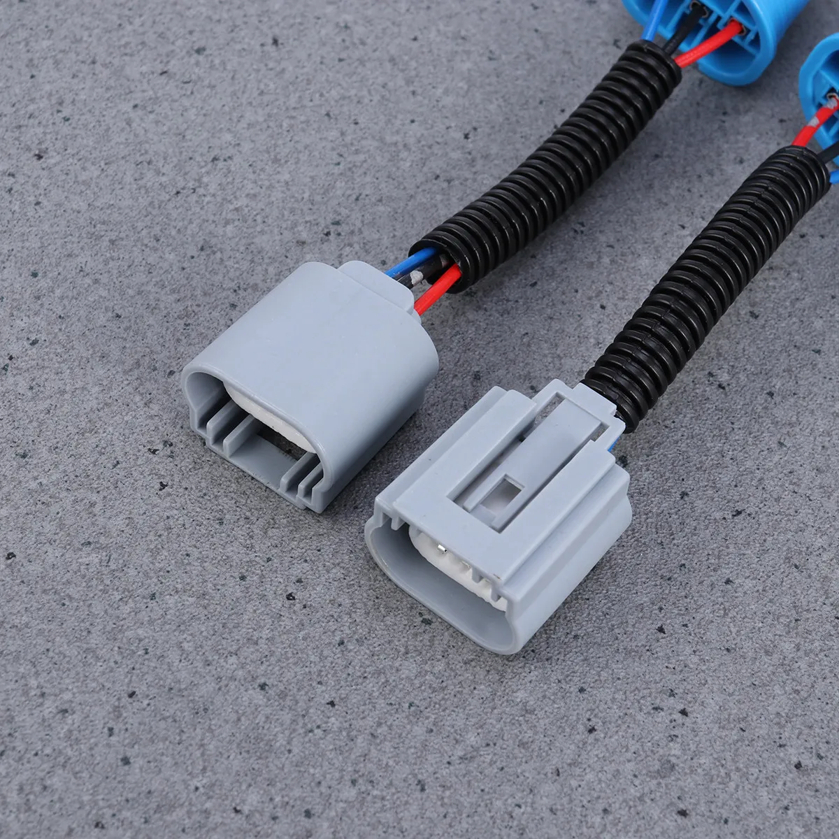 2Pcs Ceramic Conversion Harness 9007 to H13 Headlight Retrofit Adapter High Efficient Copper Wiring for H13 Wiring Harness