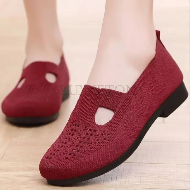 Women Vulcanized Shoes 2024 New Fashionable and Breathable Summer Flat Bottomed Casual Anti Slip Sports Comfortable Mesh Shoes