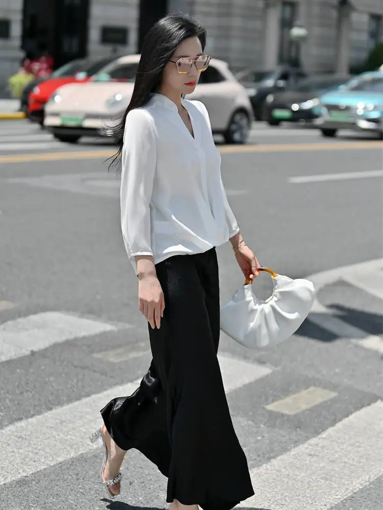 

Весна-Лето 2026: Элегантный женский топ-жакет из ацетатного атласа с V-образным вырезом, прямого кроя, асимметричный, однотонный, для офиса, белый