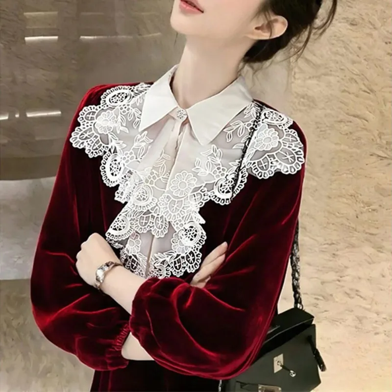 

Fashion Heavy Industry 3D Lace Splicing Embroidered Wine Red Velvet Shirt women Shirt blouse Spring Autumn Top Bottoming Shirt