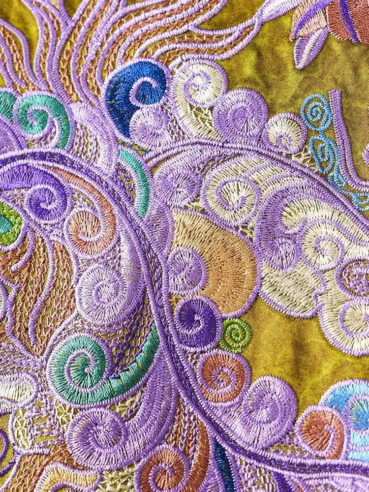 المطرزة الحرير الحرير سترة المرأة جولة الرقبة العرقية نمط التطريز أكمام أعلى الصينية الوطنية