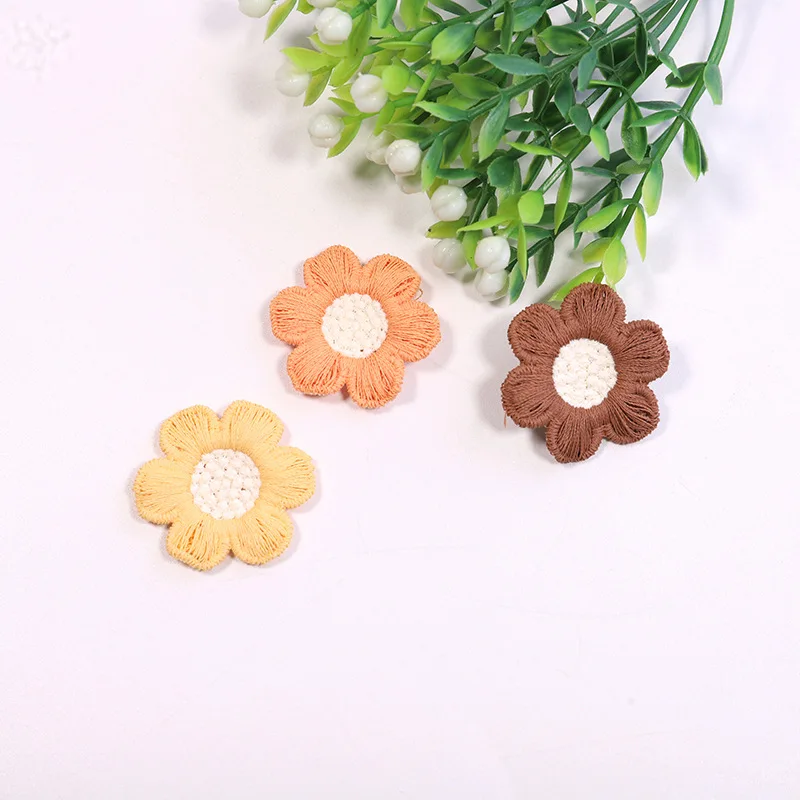 20PCS New small flowers embroidery flower piece of craft jewellery accessories 3cm six-petal flowers embroidery cloth stickers