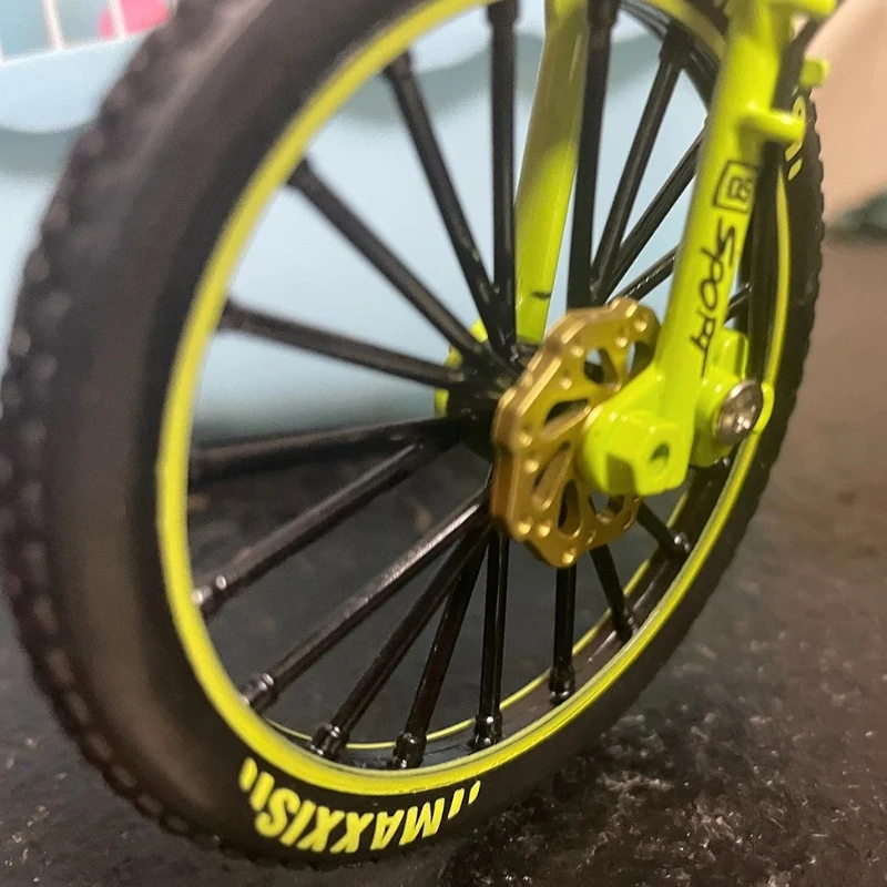

Fun All-Ages Mini MTB Realistic Die-Cast Model for Exciting Finger Racing. An Ideal Interactive Gift for Family Bonding