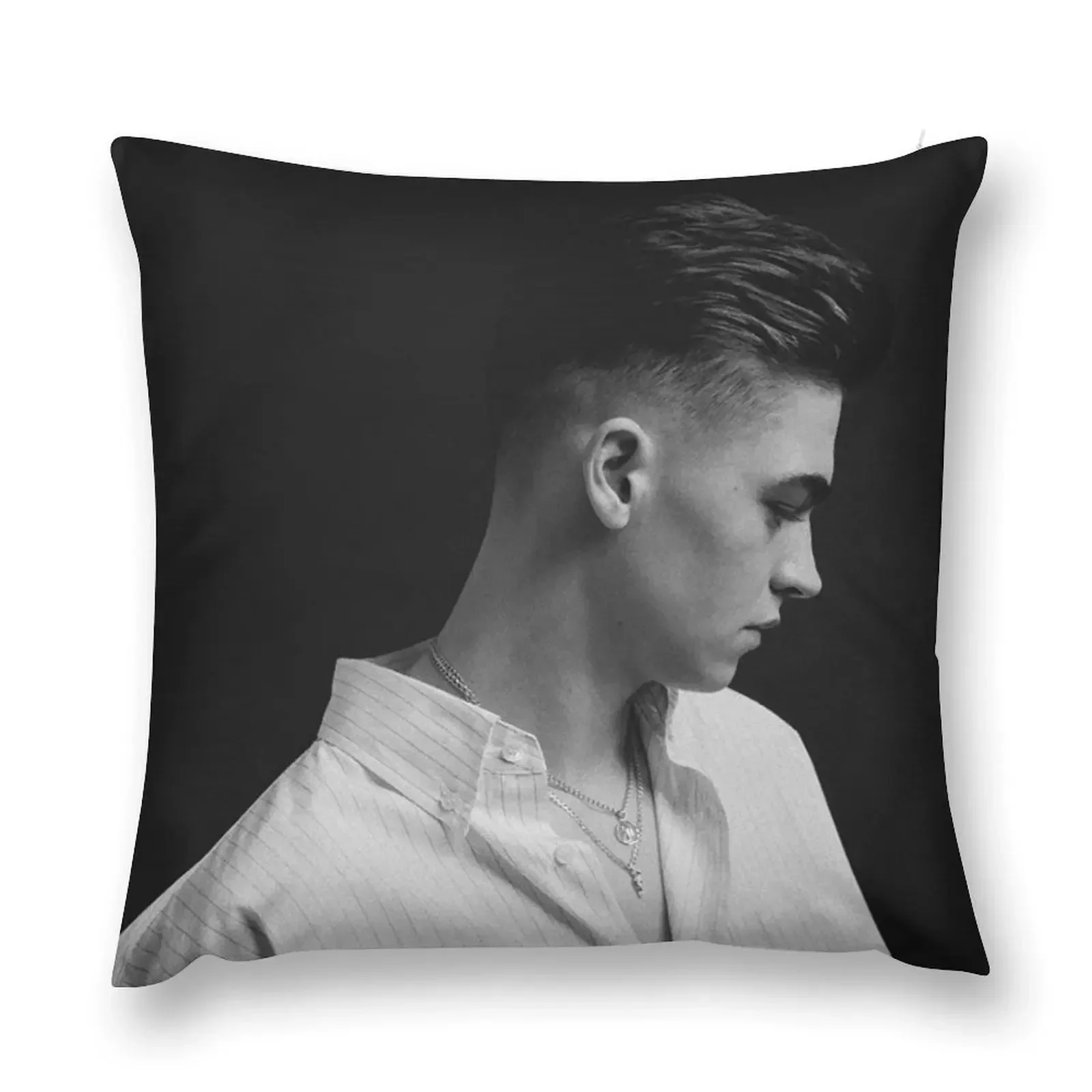 

Hero Fiennes Tiffin Throw Pillow Cushion Cover Set Cushions Sofa Cushions Throw Pillow pillow
