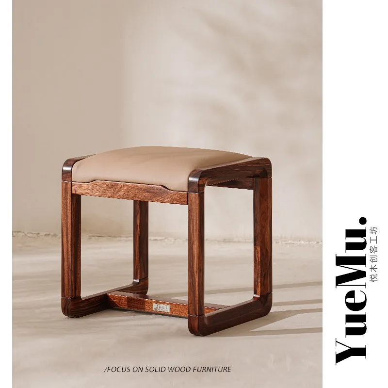 مقعد صغير بسيط - كرسي من الخشب الصلب للاستخدام المنزلي، مثالي كقعد تغيير الأحذية، مقعد طاولة الشاي أو مقعد مكياج الغرور